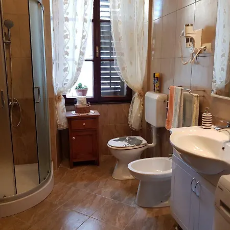 아파트 Noemi 풀라