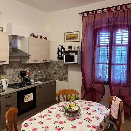 Noemi Apartment *