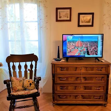 Noemi Apartment