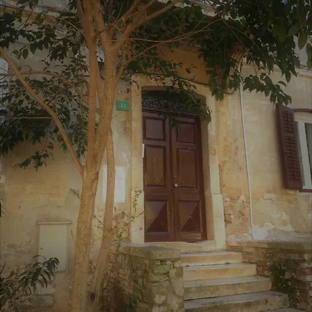 Noemi Apartment Pula