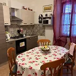 Noemi * Pula
